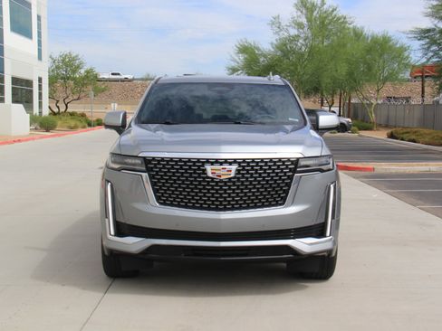 Used 2024 Cadillac Escalade Premium Luxury w/ Performance Package image 2