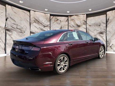 Used 2013 Lincoln MKZ Sedan 4D image 4