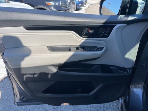 Used 2021 Honda Odyssey Elite image 23