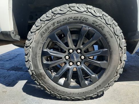 Used 2021 GMC Canyon Elevation w/ High Elevation Package AWD/4WD image 18