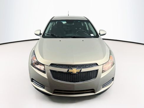 Used 2011 Chevrolet Cruze LT FWD image 2