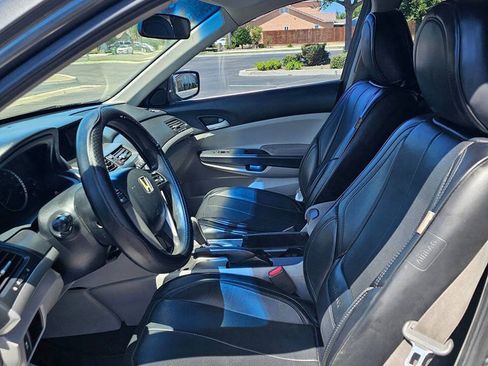 Used 2011 Honda Accord LX image 10