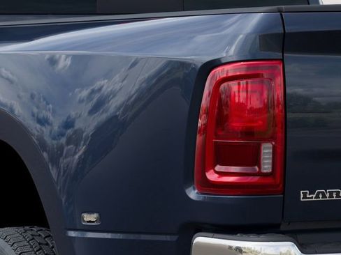 New 2026 RAM 3500 Laramie w/ Towing Technology Group AWD/4WD image 9