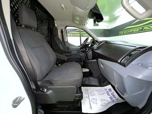 Used 2019 Ford Transit 250 130 Low Roof w/ Exterior Upgrade Package RWD image 26