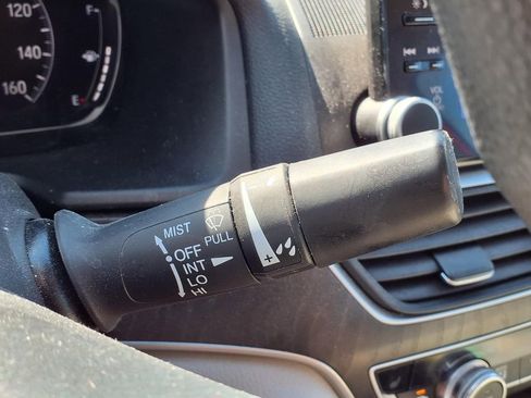 Used 2020 Honda Accord EX image 16