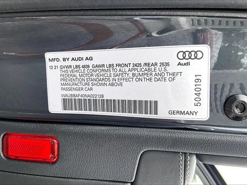 Used 2022 Audi A4 2.0T Premium Plus w/ Premium Plus Package AWD/4WD image 3