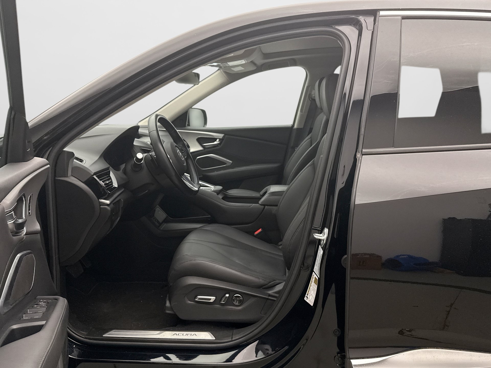 Used 2024 Acura RDX SH-AWD image 8