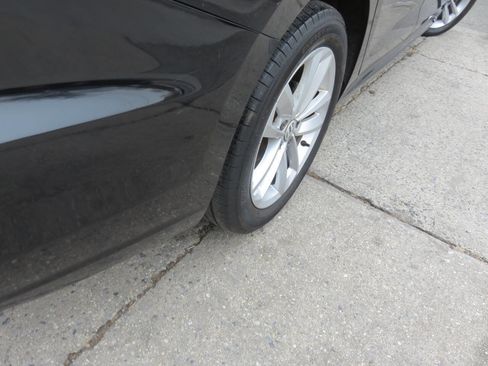 Used 2020 Volkswagen Passat 2.0T SE image 36