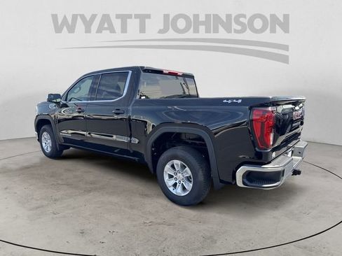 New 2026 GMC Sierra 1500 SLE AWD/4WD image 3