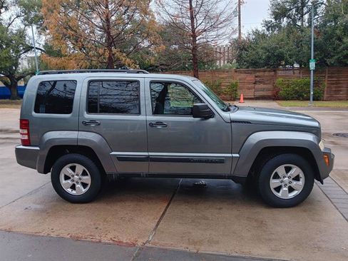 Used 2012 Jeep Liberty Sport w/ Popular Equipment Group image 6