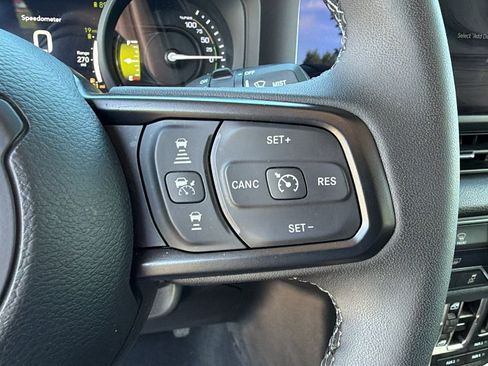 Used 2025 Jeep Wrangler Unlimited Sport S 4xe AWD/4WD image 28