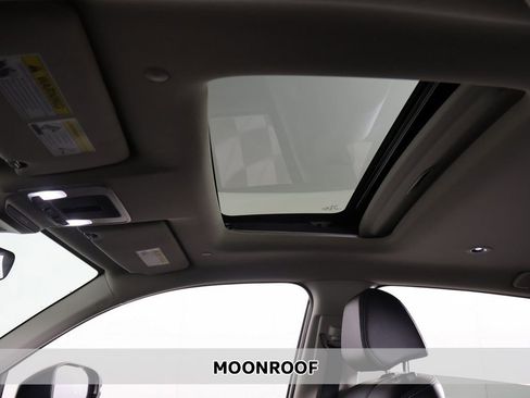 Used 2024 Honda HR-V EX-L image 3