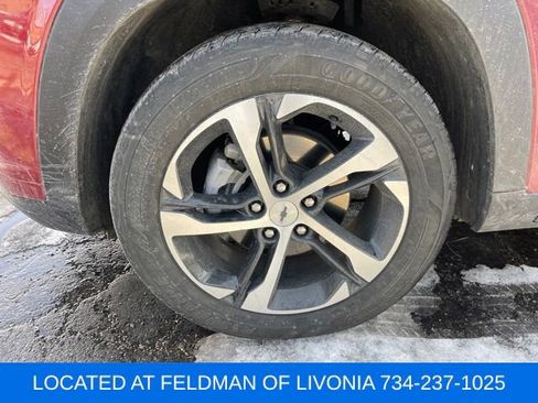 Used 2024 Chevrolet Trax RS w/ Driver Confidence Package image 5