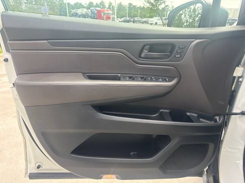 Used 2018 Honda Odyssey EX-L image 13