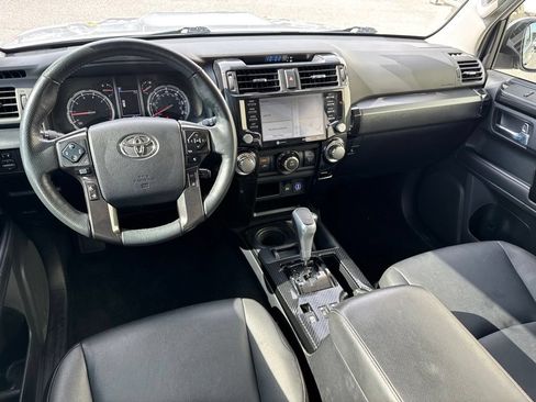 Used 2023 Toyota 4Runner TRD Off-Road Premium w/ Moonroof Package AWD/4WD image 17