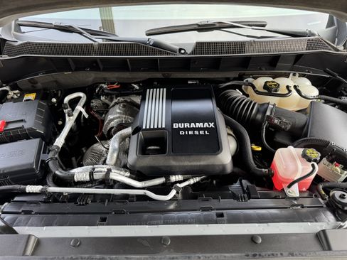 Certified 2025 Chevrolet Silverado 1500 RST AWD/4WD image 27