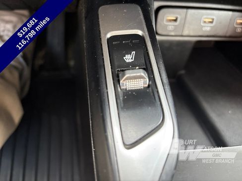Used 2022 Kia Sorento S w/ Panoramic Sunroof Package AWD/4WD image 35