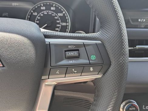 New 2026 Mitsubishi Outlander SE FWD image 28