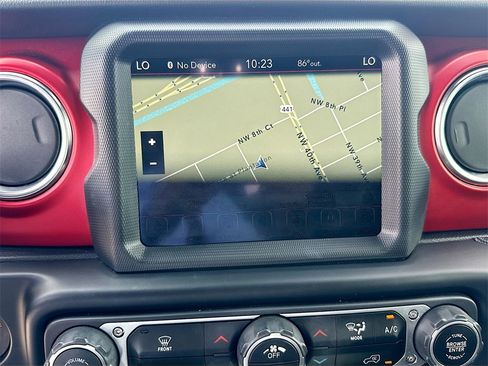 Used 2021 Jeep Wrangler Unlimited Rubicon image 14