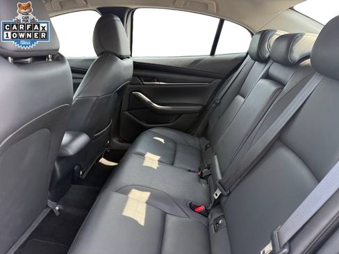 Used 2024 MAZDA MAZDA3 s FWD image 14
