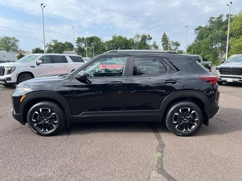 Used 2021 Chevrolet TrailBlazer LT w/ Convenience Package AWD/4WD image 4