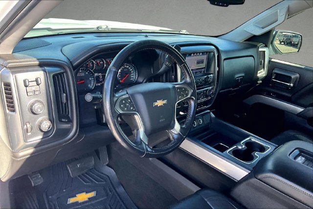 Used 2017 Chevrolet Silverado 1500 LTZ Z71 w/ LTZ Plus Package AWD/4WD image 10