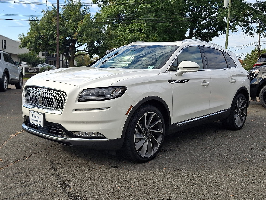 Used 2023 Lincoln Nautilus Reserve w/ Equipment Group 202A AWD/4WD image 6