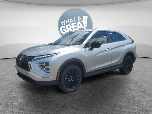 New 2026 Mitsubishi Eclipse Cross LE AWD/4WD image 8