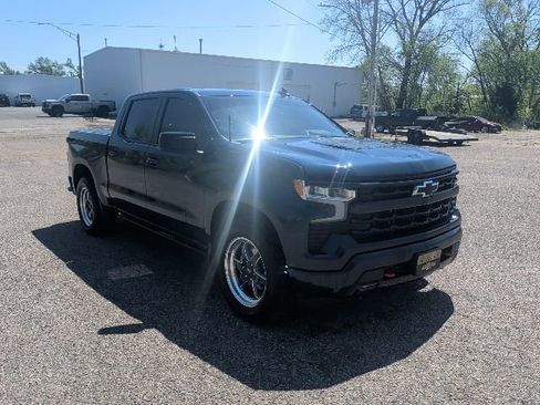 Used 2022 Chevrolet Silverado 1500 RST w/ Z71 Off-Road Package image 7