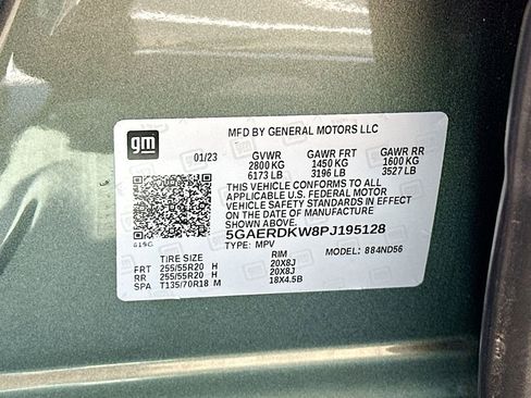 Used 2023 Buick Enclave Avenir w/ Avenir Technology Package image 27