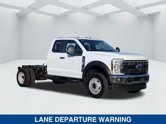 New 2025 Ford F450 XL w/ XL Chrome Package RWD video 3