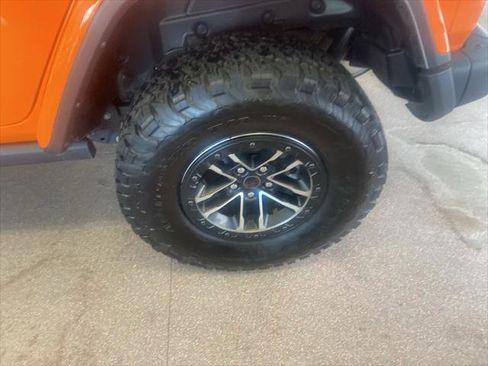 Certified 2025 Jeep Wrangler Unlimited Rubicon image 10