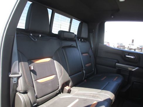 Used 2021 GMC Sierra 1500 AT4 w/ Technology Package image 22