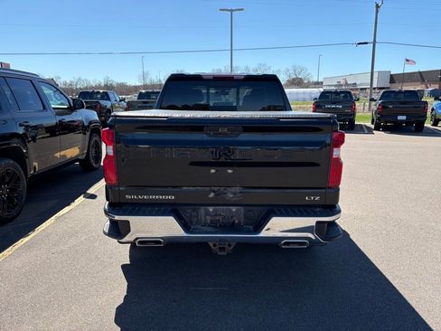 Used 2020 Chevrolet Silverado 1500 LTZ w/ LTZ Convenience Package AWD/4WD image 4