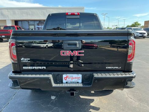 Used 2017 GMC Sierra 1500 Denali w/ Denali Ultimate Package AWD/4WD image 8
