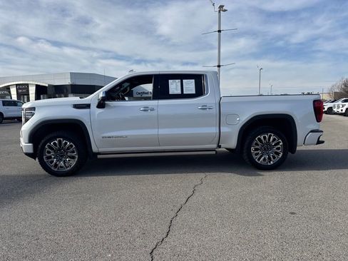 Used 2023 GMC Sierra 1500 Denali Ultimate image 3