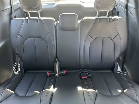 New 2026 Chrysler Voyager LX image 21