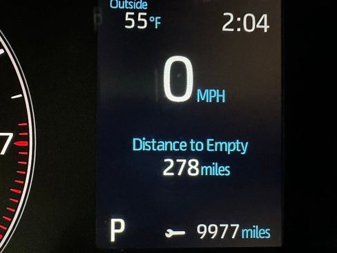 Used 2025 Toyota Corolla LE image 23