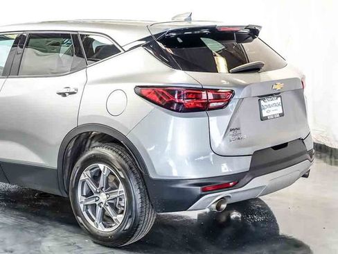 Used 2023 Chevrolet Blazer LT FWD image 10