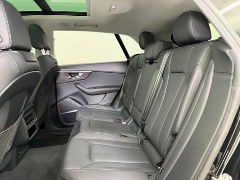 Used 2023 Audi Q8 Premium Plus w/ Premium Plus Package image 26