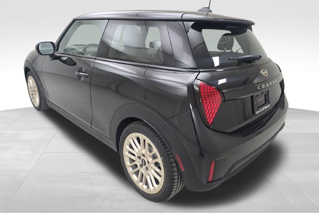 New 2027 MINI Cooper 2-Door Hardtop FWD image 8
