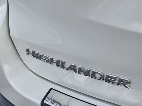 Used 2018 Toyota Highlander Limited Platinum w/ Protection Package #3 image 38