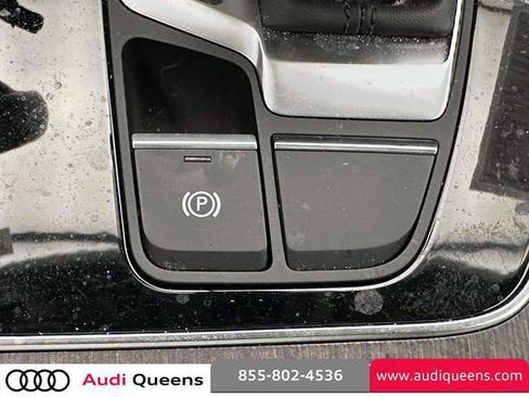 Used 2023 Audi Q5 2.0T Premium w/ Convenience Package AWD/4WD image 28