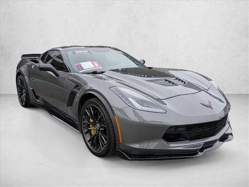 Used 2015 Chevrolet Corvette Z06 w/ 3LZ Preferred Equipment Group image 3