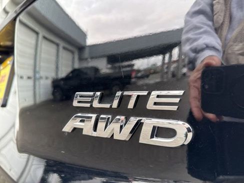 Used 2023 Honda Passport Elite image 14