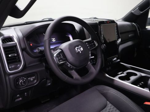 New 2026 RAM 1500 4x4 Crew Cab image 18