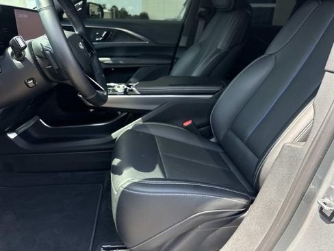 Used 2024 Cadillac Lyriq Luxury w/ LPO, Floor Liner Package AWD/4WD image 17