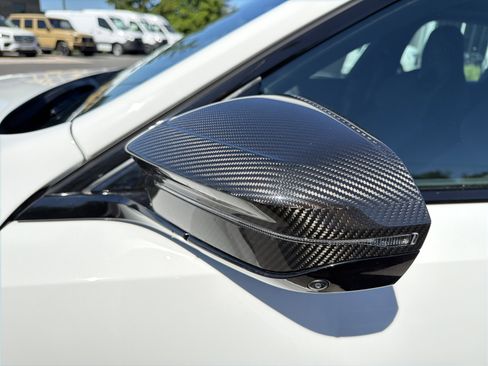 Used 2025 BMW M5 w/ Carbon Package AWD/4WD image 8