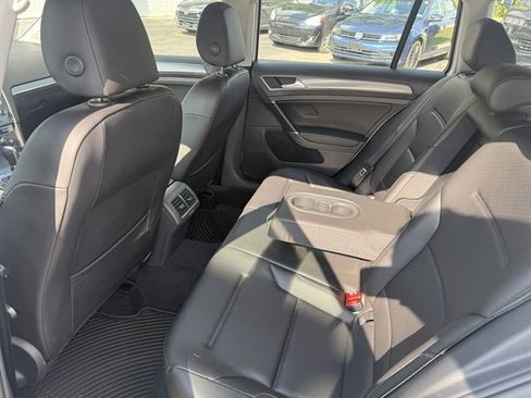 Used 2017 Volkswagen Golf Alltrack SE AWD/4WD image 22