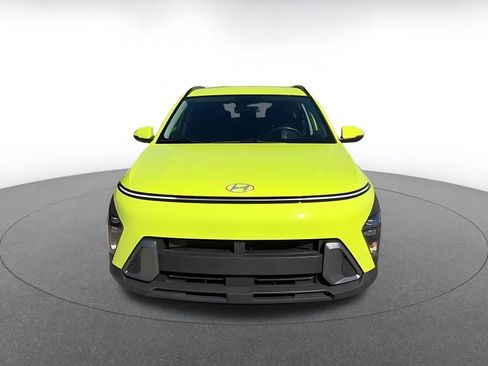 Used 2025 Hyundai Kona SEL image 4